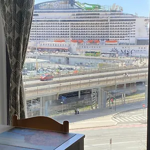 Appartamento Due Passi Dal Porto, Genova